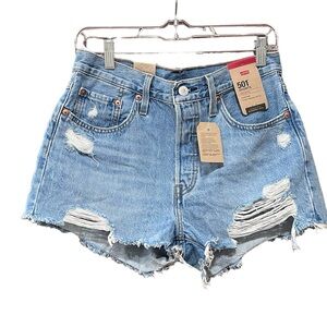 NWT Levi’s High Rise 501 Shorts 100% cotton